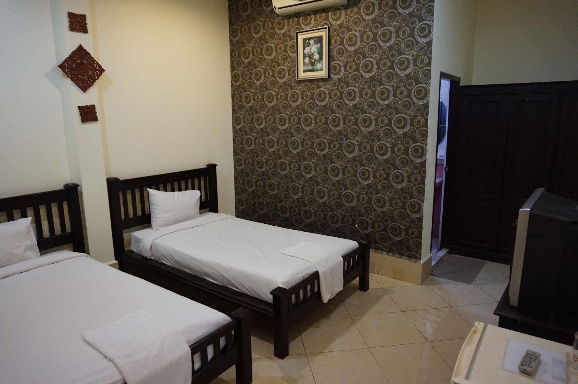 Domon Hotel Vientiane Exterior photo